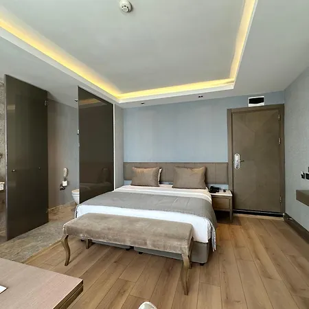 Ahc Grand Bazaar Hotell 4*