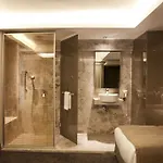 Ahc Grand Bazaar Ξενοδοχείο 4*